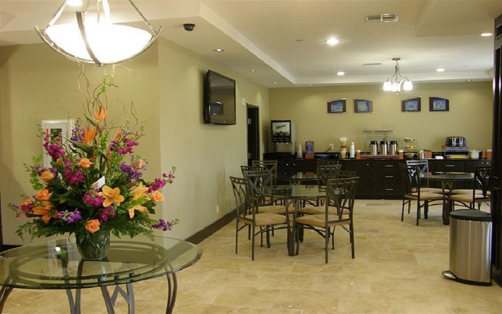 Rodeway Inn & Suites Winnfield Exterior foto